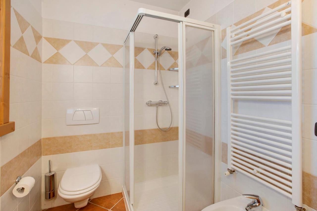 Apartamento La Baitina App B Livigno Exterior foto